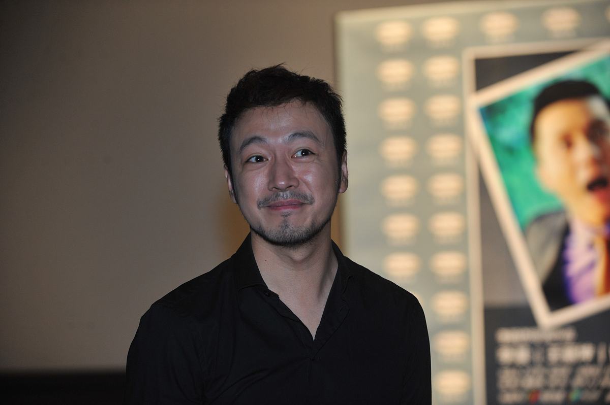 2013年0<strong>8</strong>月25日,北京,微电影《因情圆缺2:代理相亲》首映发布会举行.