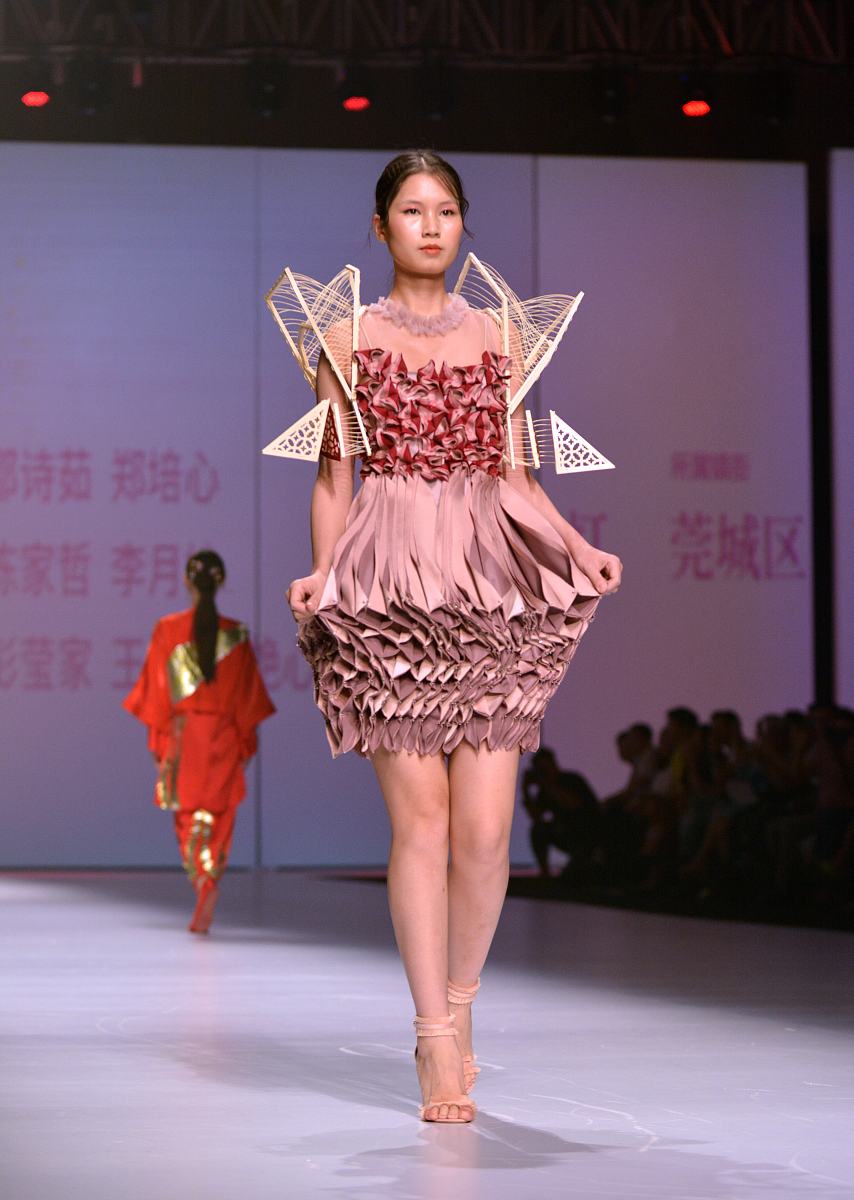 烟台职业学院服装与服饰设计专业：优势、前景及未来发展趋势