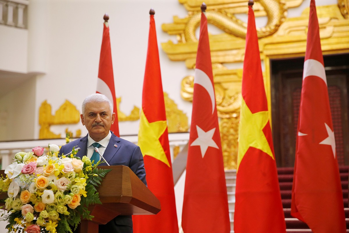 WWE1539爆笑解说：奥斯汀理论大战阿里，谁是最后赢家？