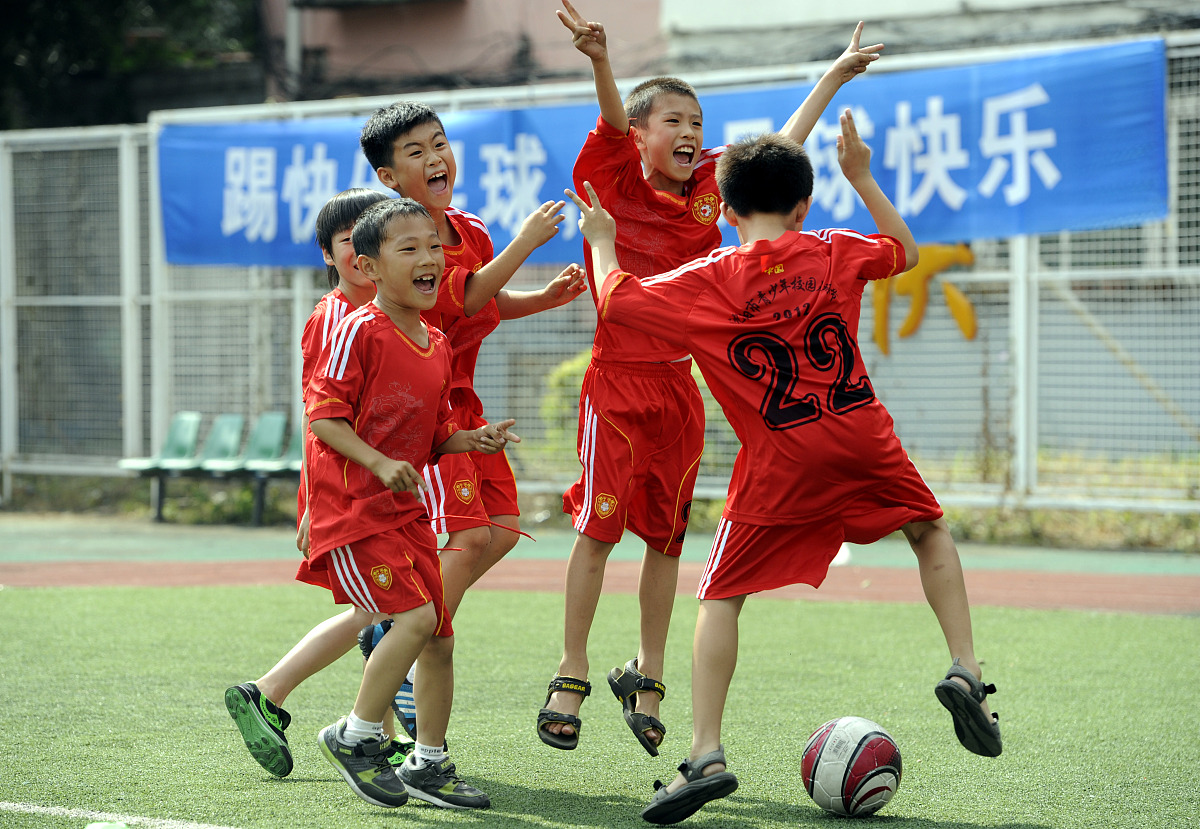 舍友打游戏太菜了怎么办