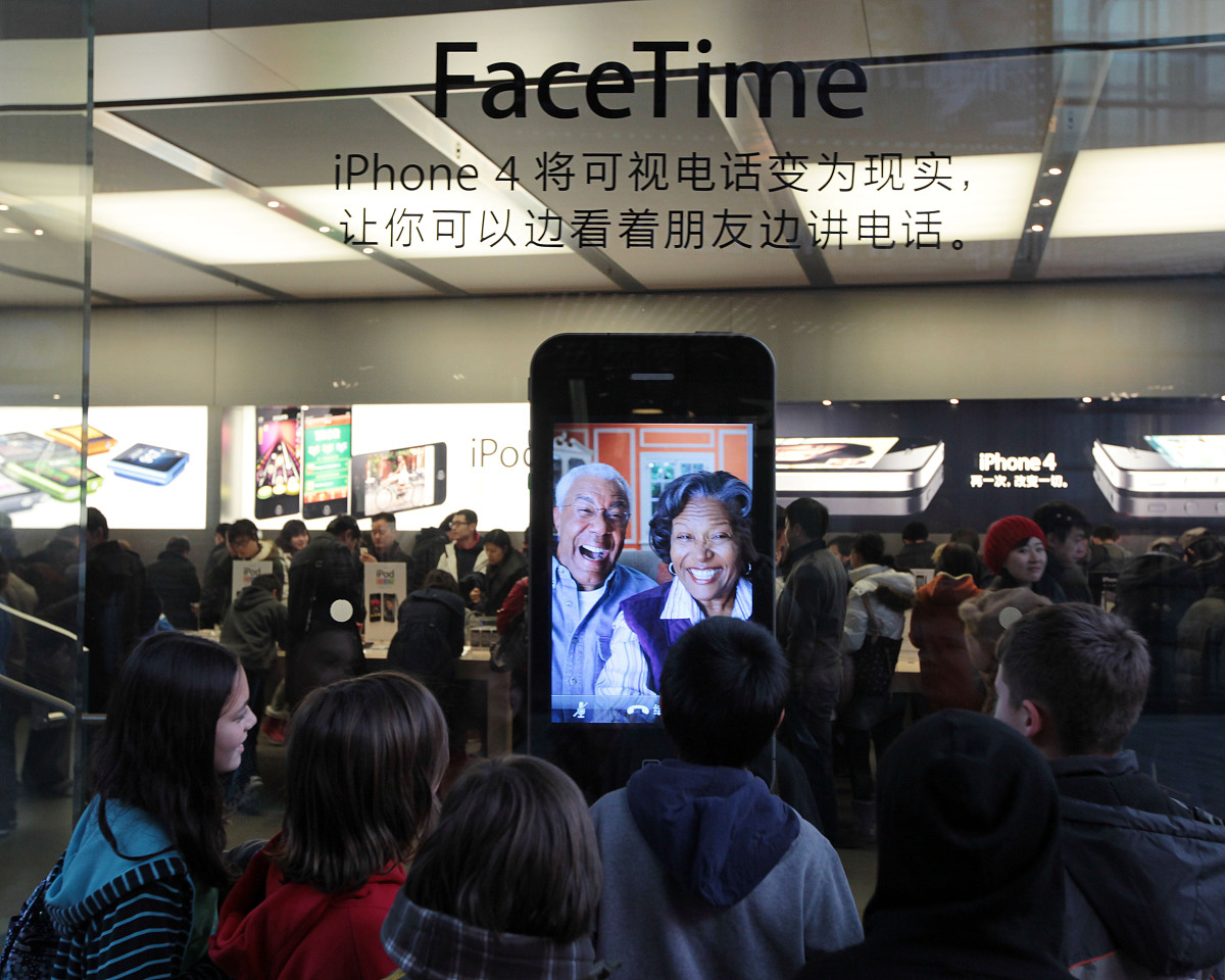 光传感器在手机上的发展历史