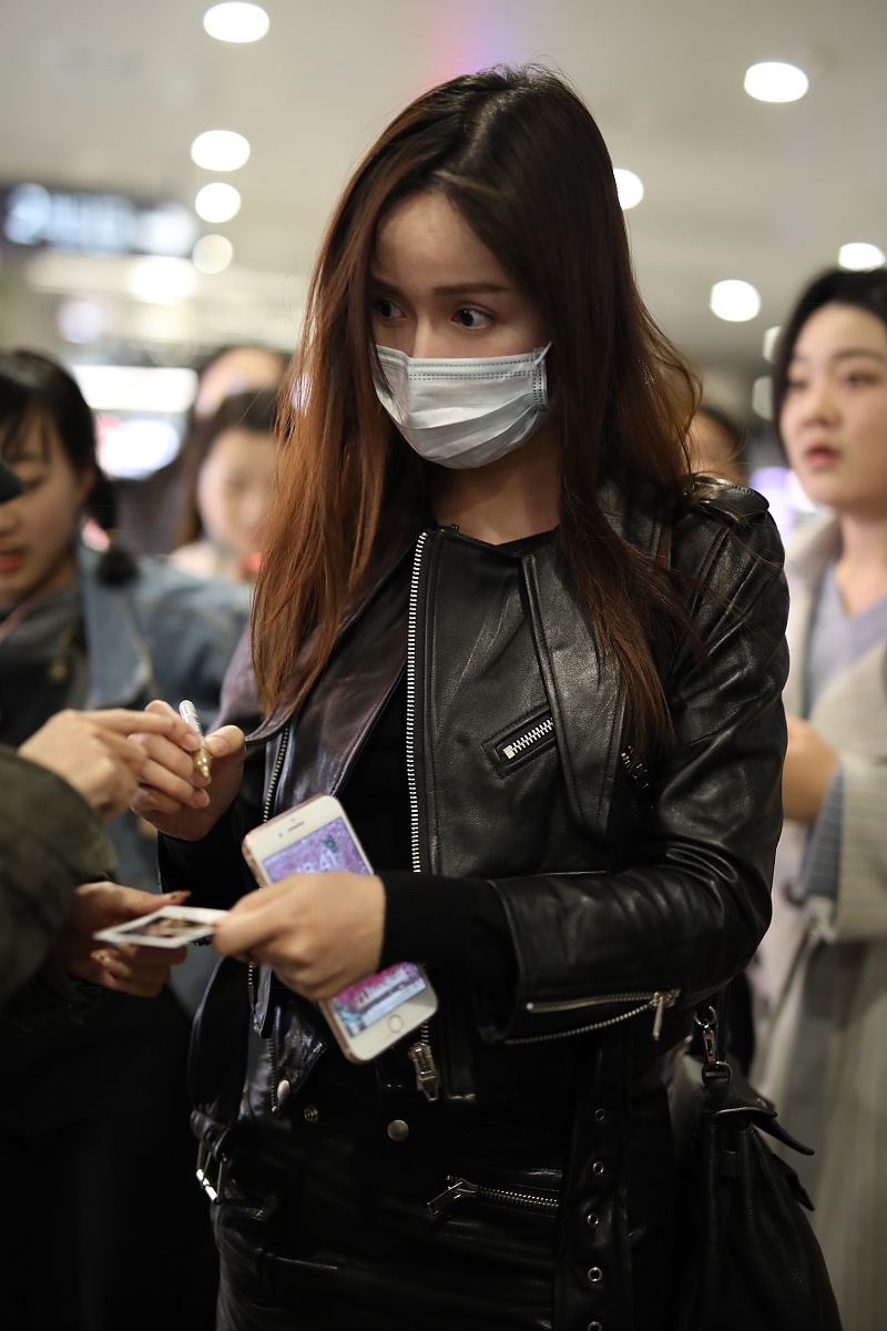 女生吃醋说的可爱的话，