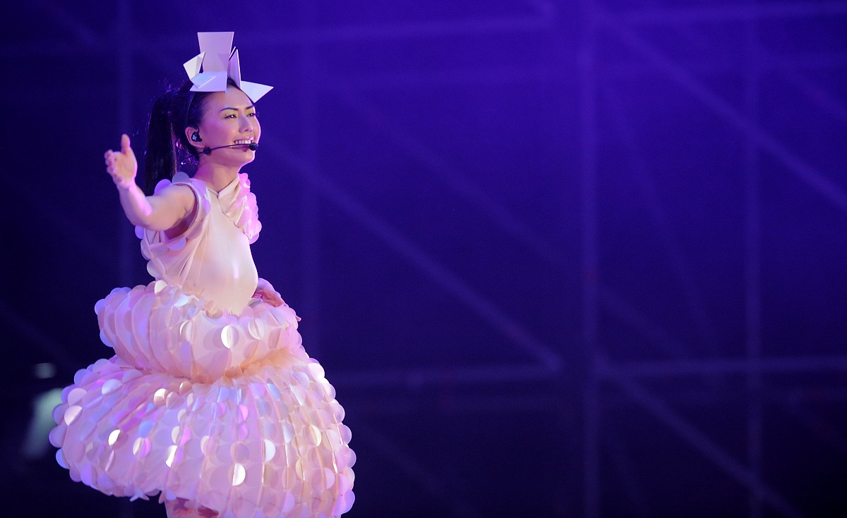 2010年8月28日,北京,孙燕姿《答案是》北京演唱会在首都体育馆举行.  