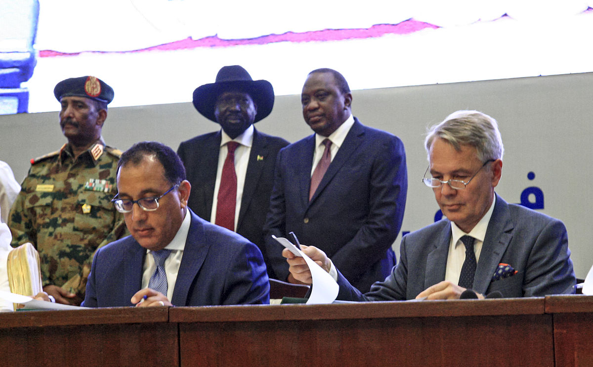 维新运动的意义。和失败的原因教训。