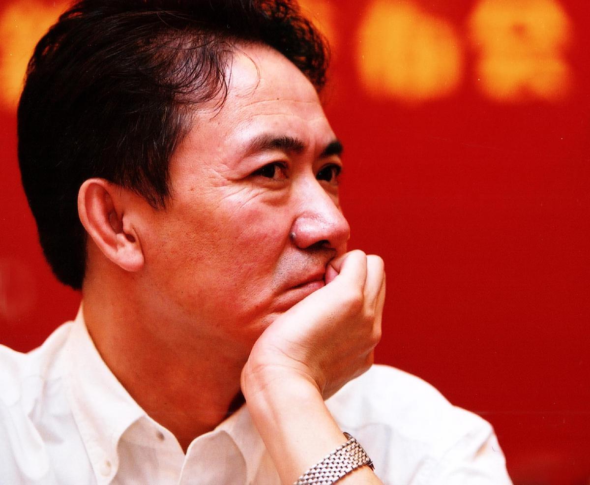 帮我写一个电视剧《海棠依旧》第一集的影视解说词