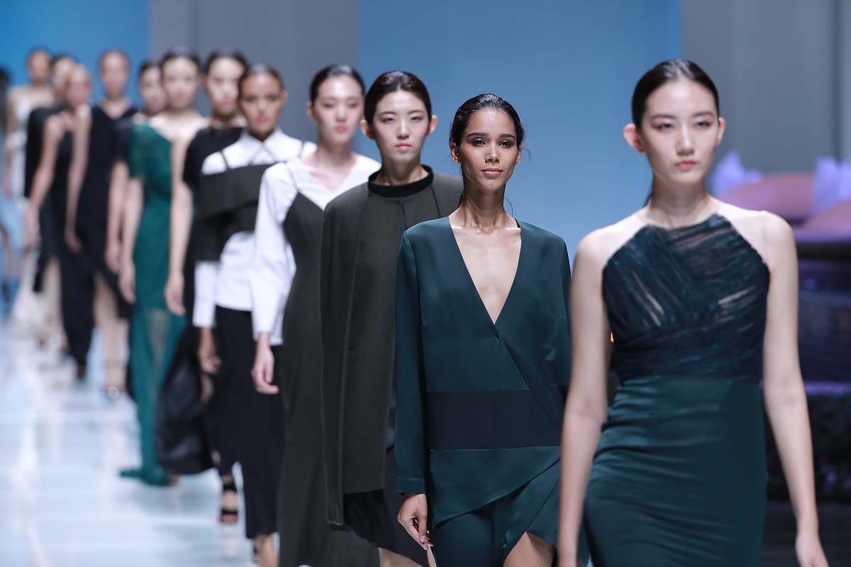 重庆市万州三峡服装艺术学校有哪些专业