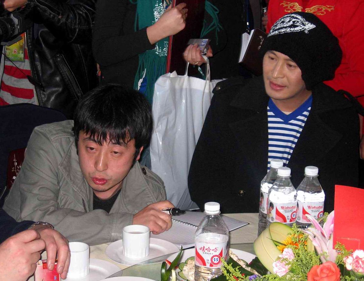 请你写一篇议论文看《被数学选中的人》观后感大概900字左右