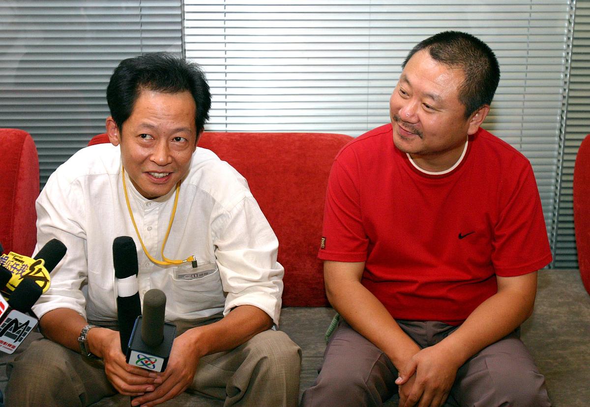 表扬类别划分：个人能力、团队合作、创新、服务、领导