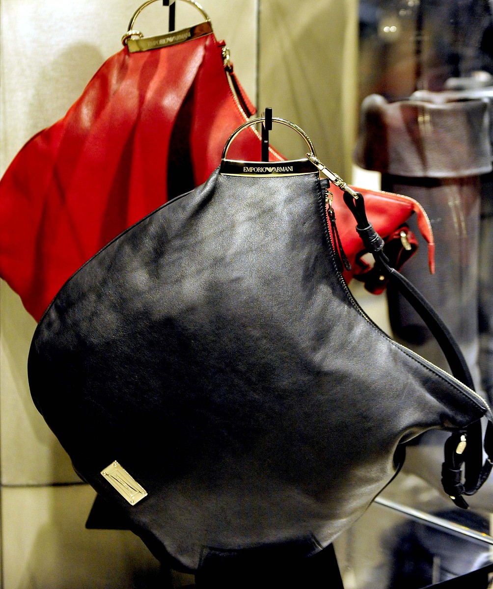 富贵包：奢华手提包，展现高贵气质