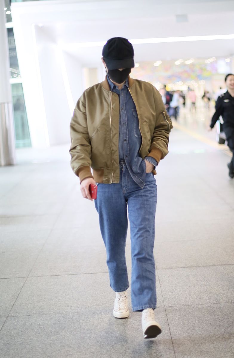 写一篇宽松工装裤的小红书推文