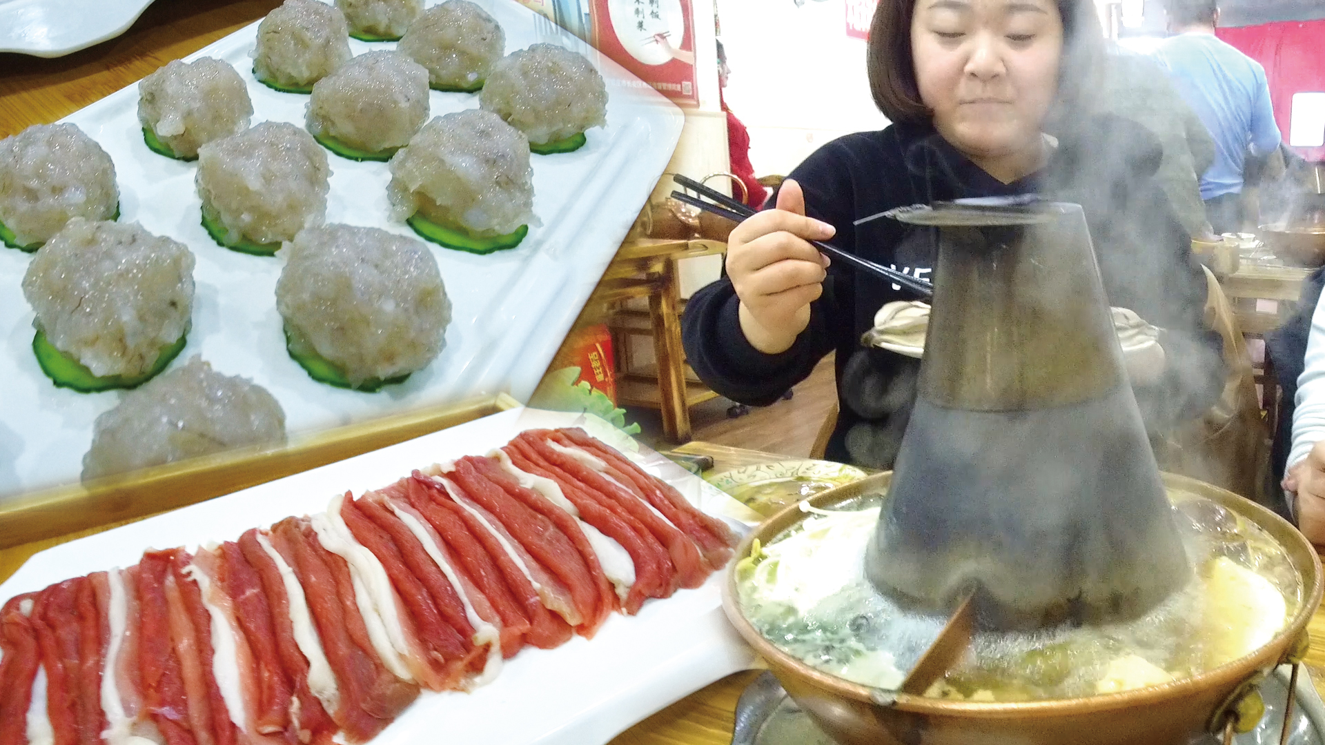 庄味|天津正宗铜火锅,秘制酱料搭配手切鲜羊肉,那叫一个过瘾!