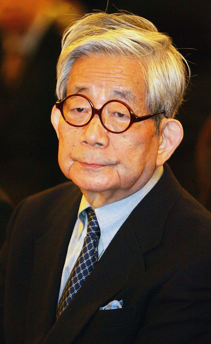 2009年1月16日,北京,"21世纪年度最佳外国小说微山湖奖"在北京举行颁