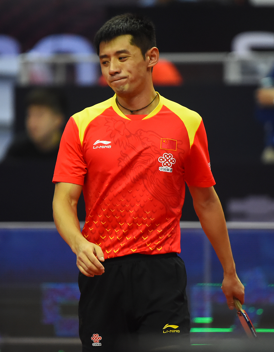 根据下面内容洗稿重新写一篇全新文章最近关于中国乒乓球运动员张继科欠债卖私密照的谣言在网络上疯传但这些谣言被张继科工作室否认。工作室在3月30日发表声明称这些谣言毫无事实依据是对张继科先生品行及私生活的诽谤。声明还表示张继科没有任何债务纠纷更不存在卖私密照以还债的情况。目前张继科已经委托律师取证将对重点侵权用户提起诉讼以保护他的合法权益。