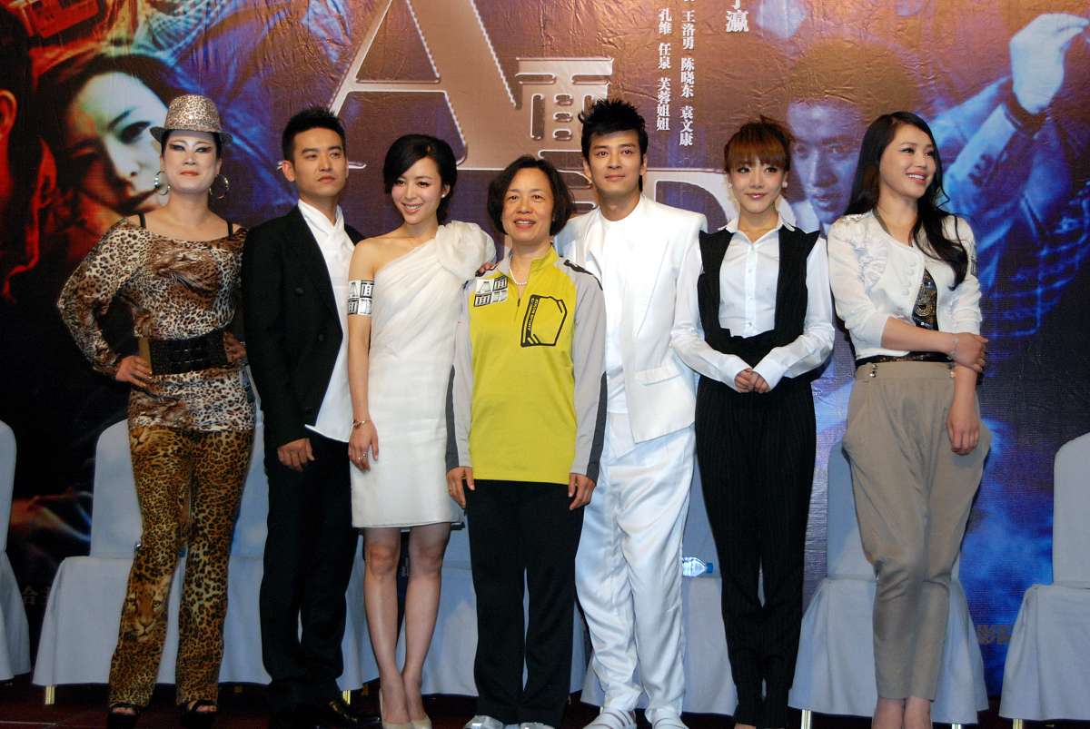2010年4月27日,杭州,电影《a面b面》举行演员见面会.***_***芙蓉姐姐 