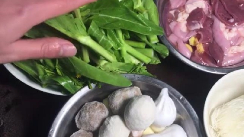 自制家常火锅,成本不到20元,比在火锅店吃都划算,美味