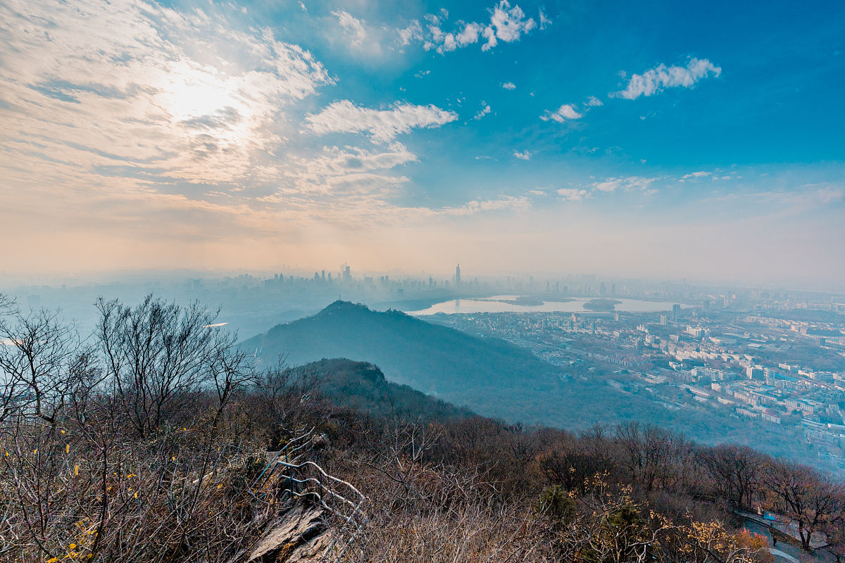 南京最高的山是什么