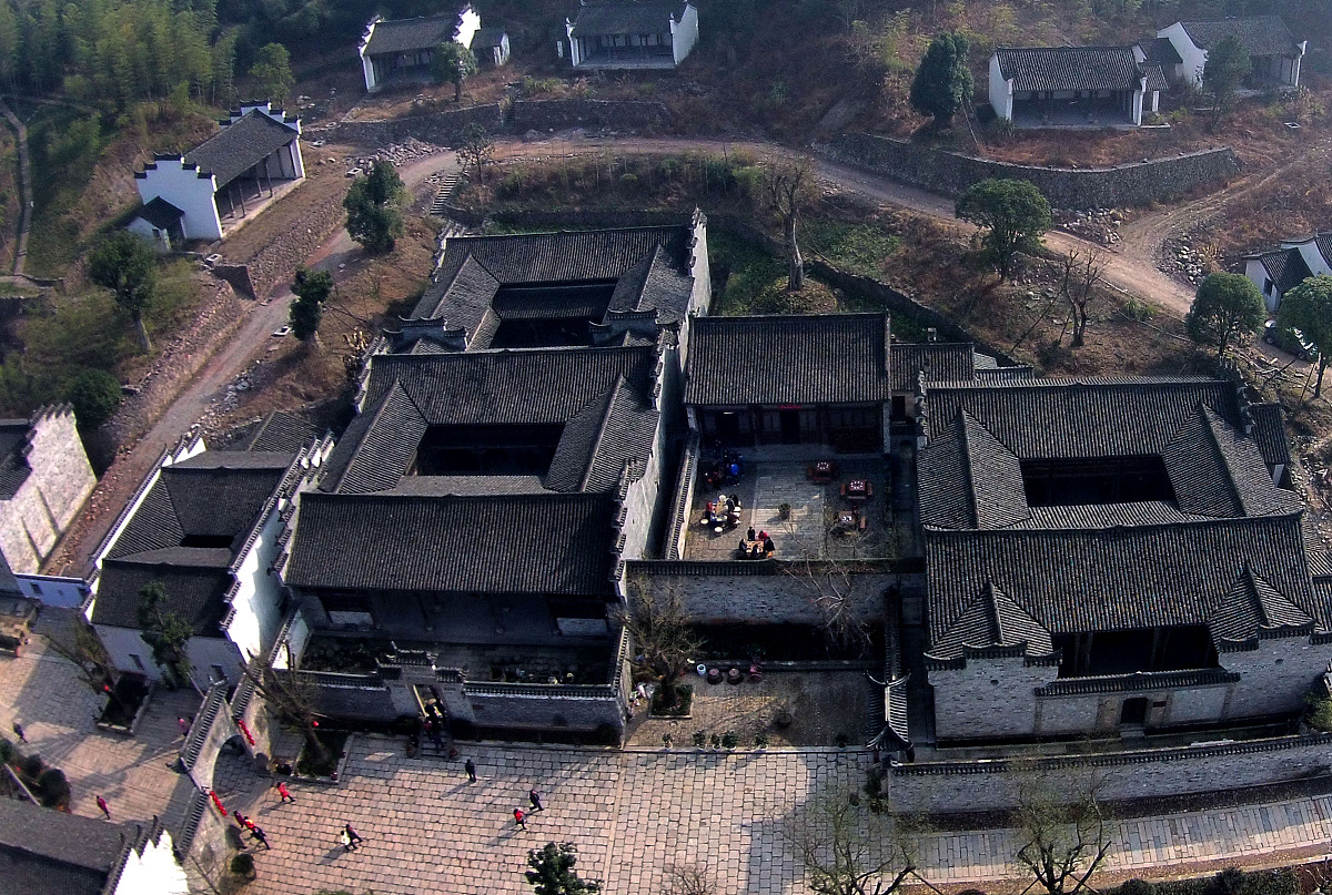 杭州华东服装学校民族民居装饰就业方向是什么