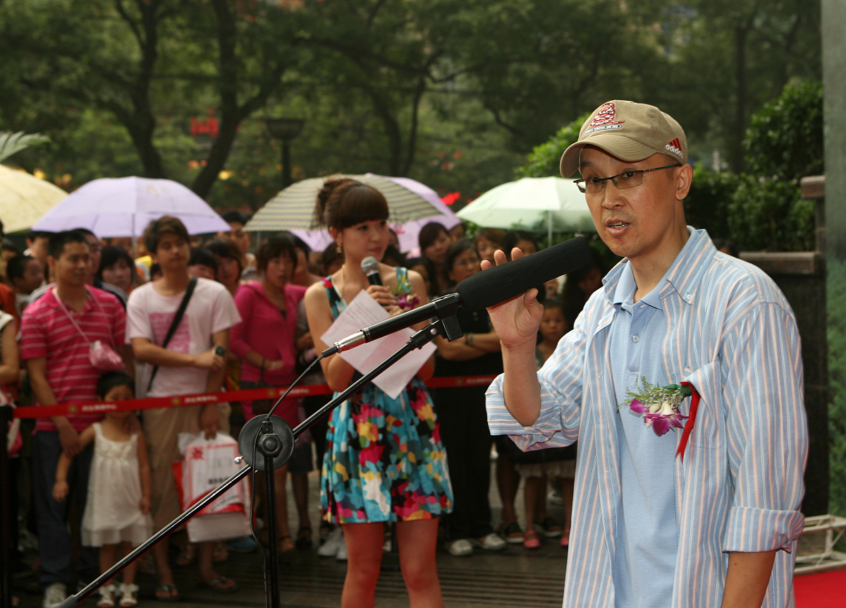 2010年7月18日,西安,根据西安作家吴克敬小说《羞涩的火焰》改编的电