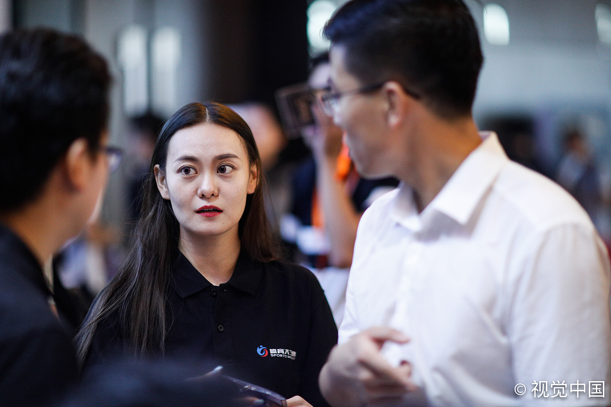 你要帮我修改我发的视频文案需要保持简洁明了能在短时间内传递精准的信息同时要富有创意和突出个性。除此之外在内容的标题和点题方面也非常关键要让受众对于视频内容有一定的预期和兴趣。此外在文案的节奏把控和调动观众互动等方面也要注意。最好有独特的语言风格和创新性的创意吸引受众的关注让受众记忆深刻。知道了之后说一声知道了我再发需要修改的文案