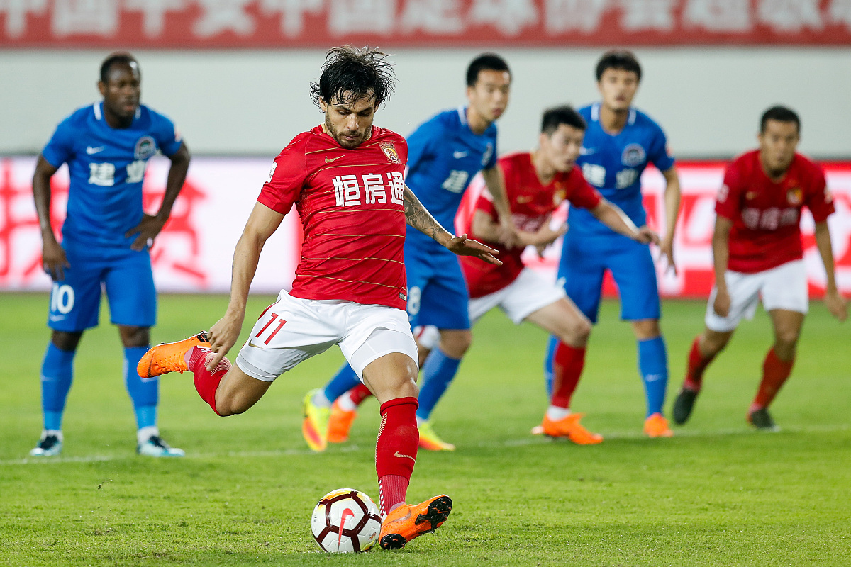 2018中超第3轮:阿兰破门高拉特失点 广州恒大淘宝1-0河南建业