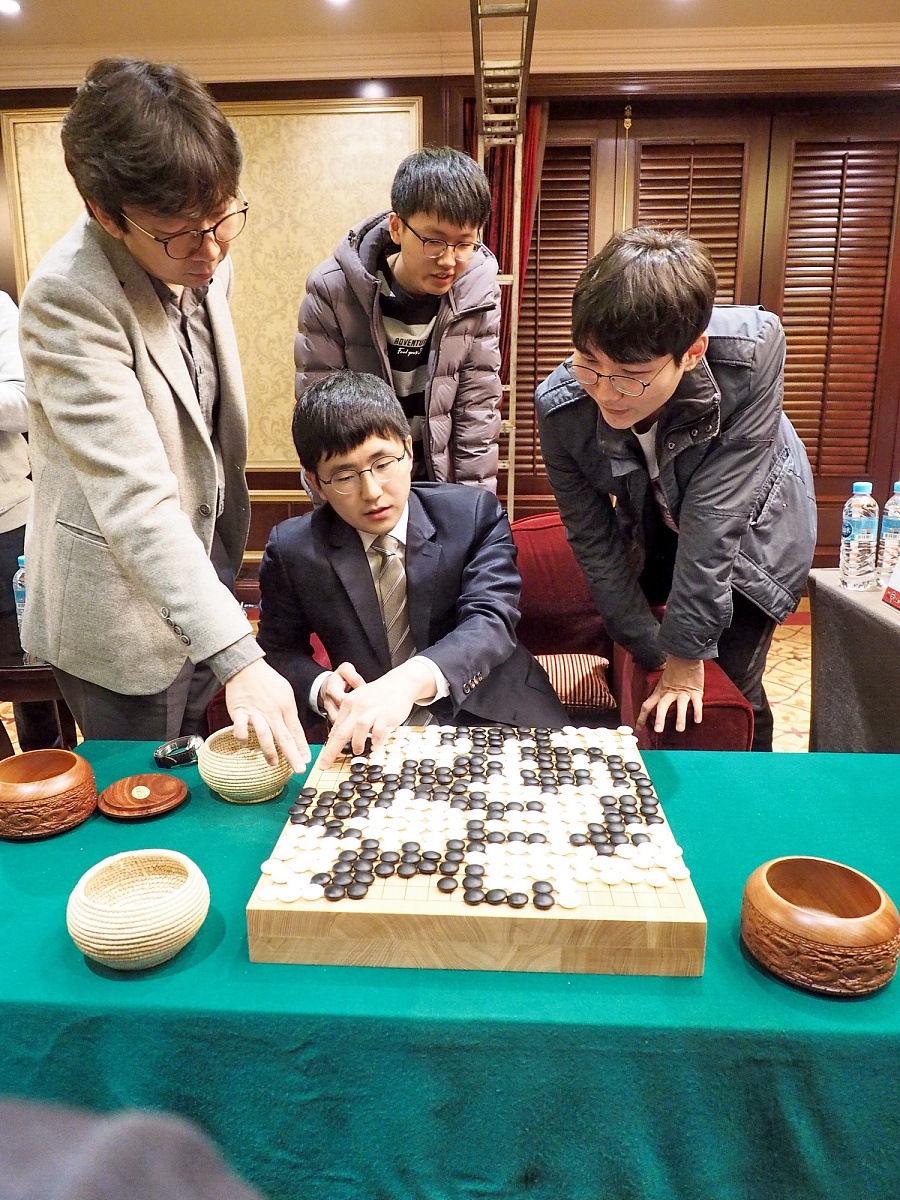 2018年2月28日,上海市,2018第19届农心辛拉面杯世界围棋团体锦标赛第1