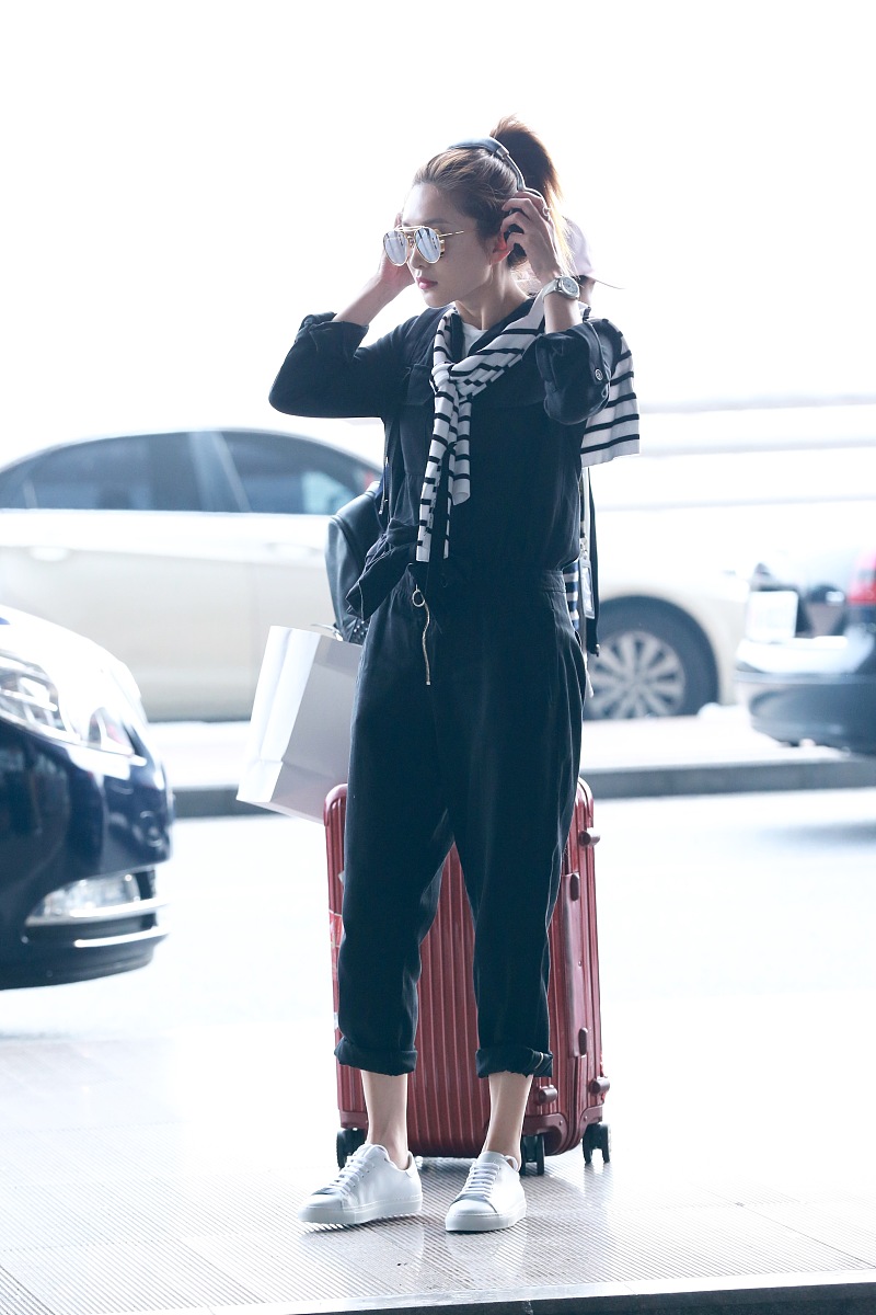 对方微信已被限制收款帮我用200字详细描述