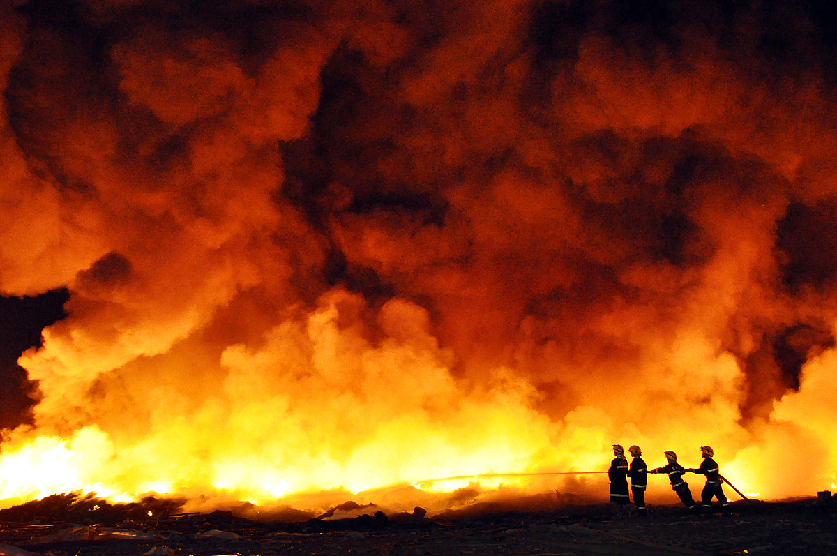 月亮照射取名四字诗意名字10个