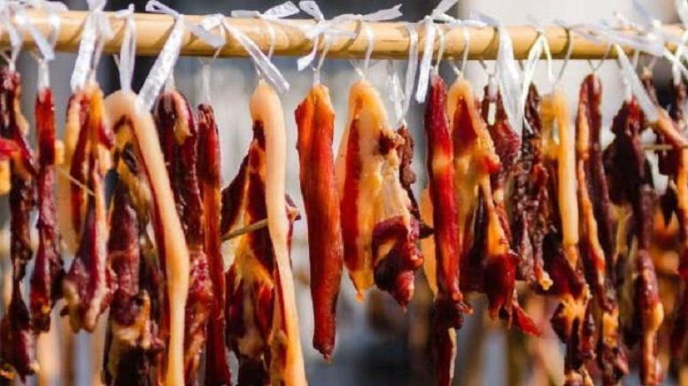 腌腊肉时,肉要清洗吗?做错了腊肉发臭难吃,现在知道还不晚!