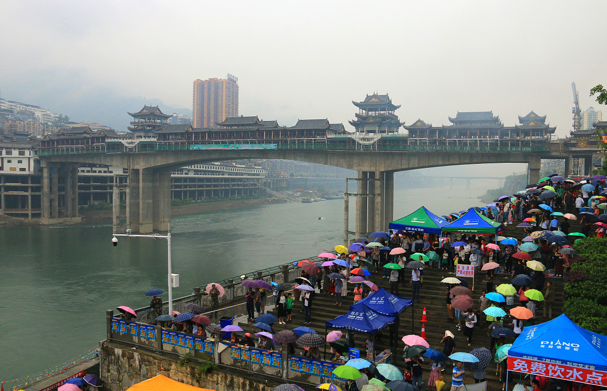 出一篇乡镇人民政府关于端午节安全生产方案的文件