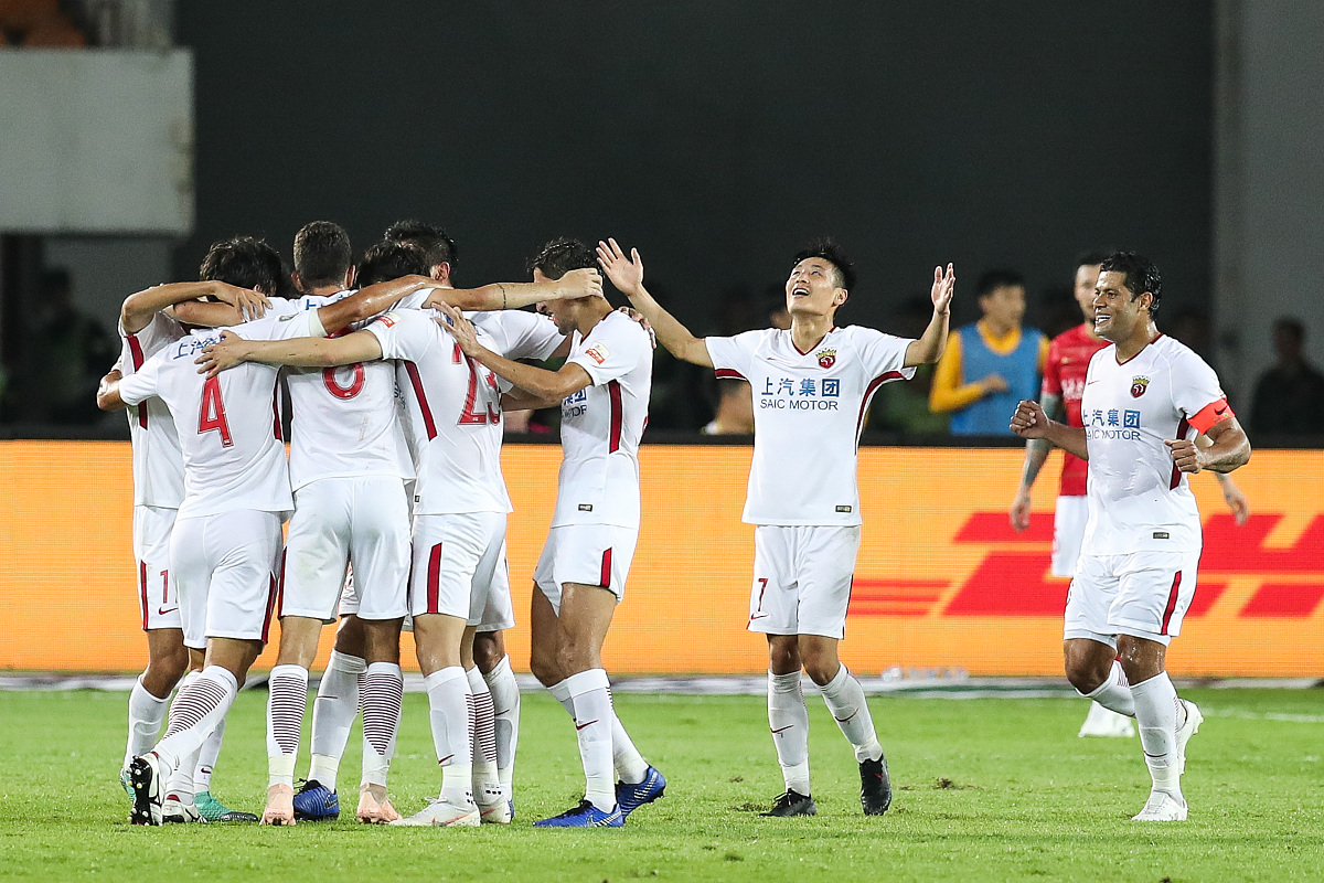 2018中超第28轮:广州恒大淘宝4-5上海上港
