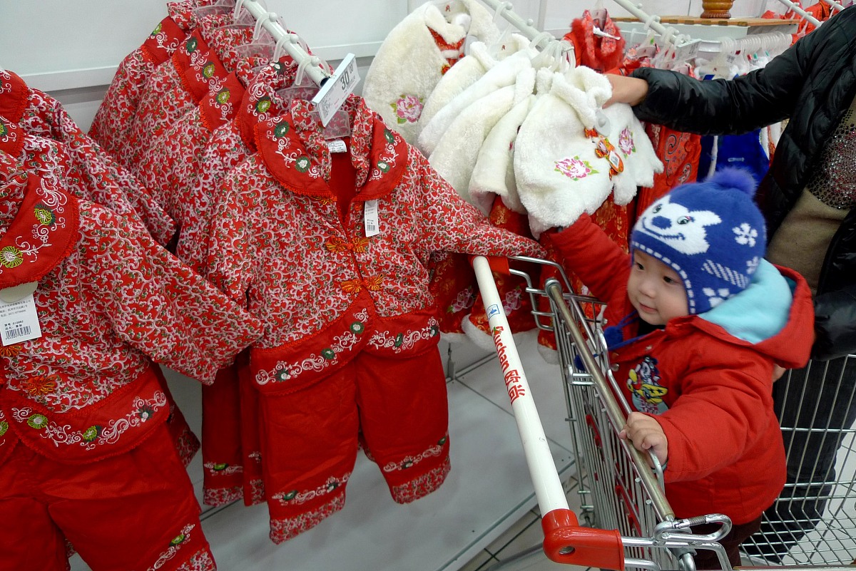 返乡调查红色文化优秀学生评价 - 热情、调研能力和团队合作能力突出