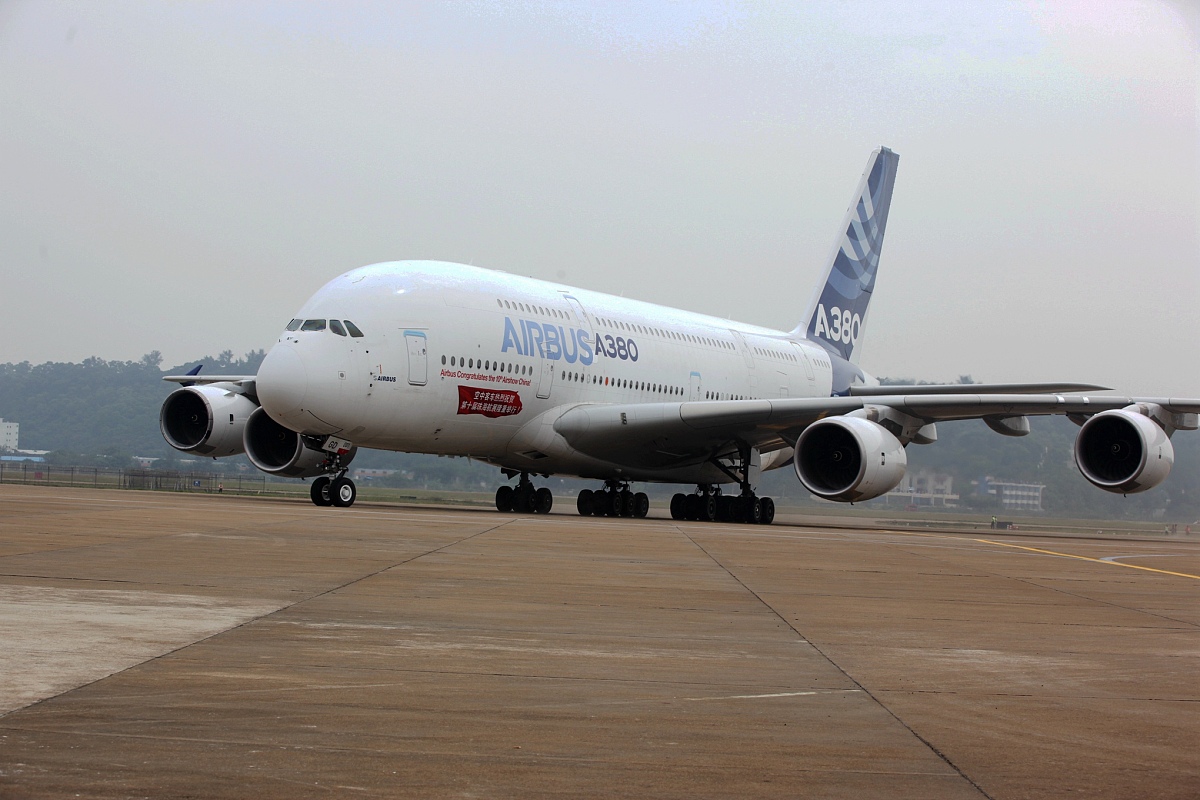 ***_*** 2014年11月11日,广东珠海,世界最大客机:空中客车a380亮相珠