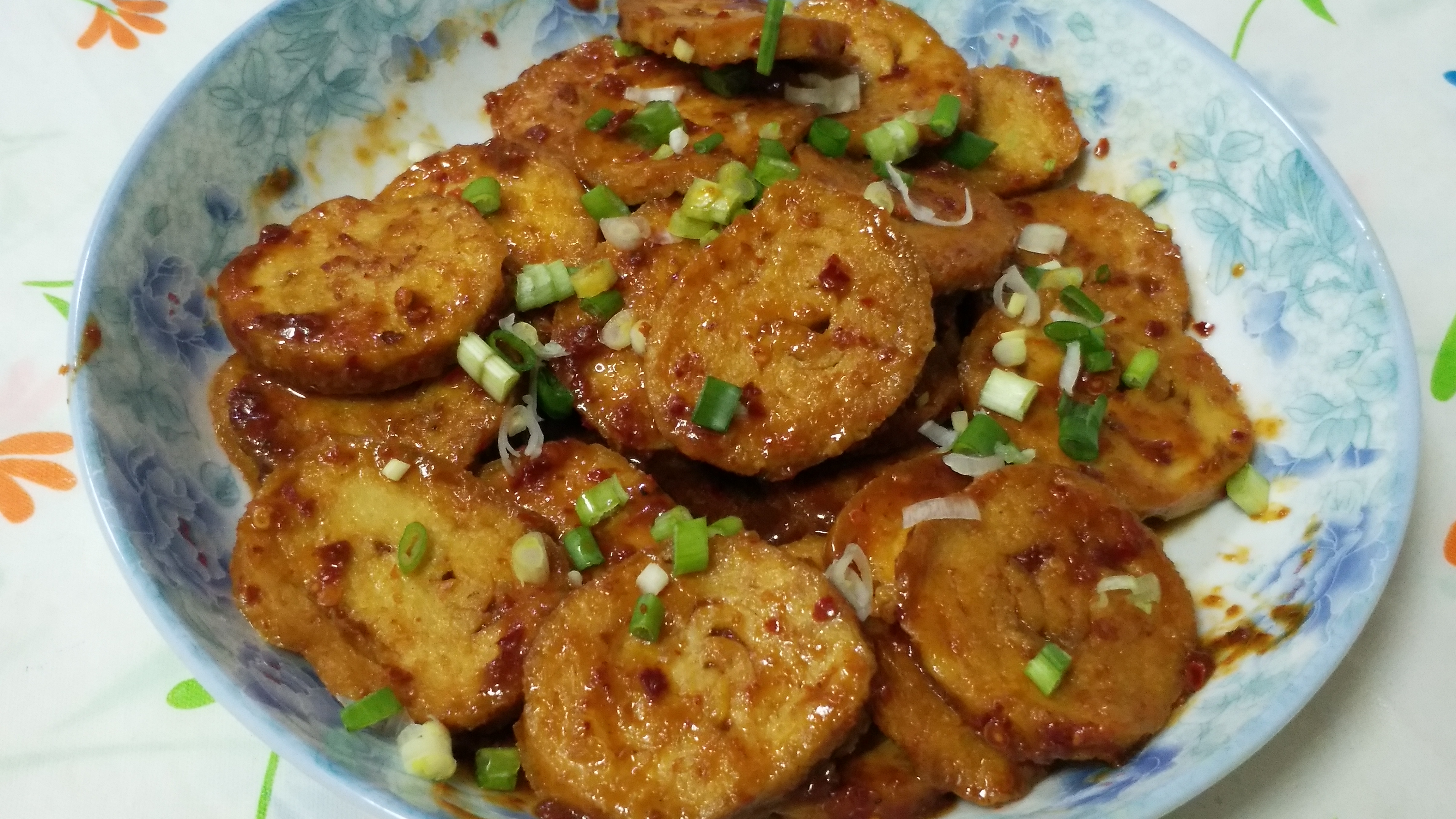 素鸡是一种豆制品,用心去做的话,是可以比肉还好吃的