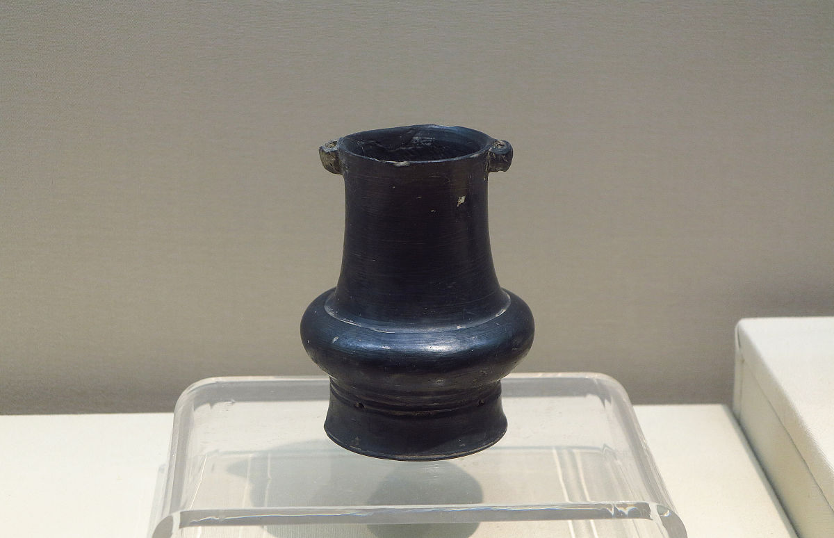 2018年11月18日 黑陶壶,新石器良渚文化,余杭良渚出土,浙江省博物馆"