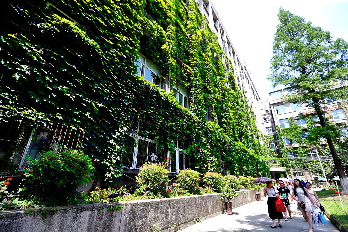 四川中医学专业中专中职学校推荐：师资、设施、就业全方位解析