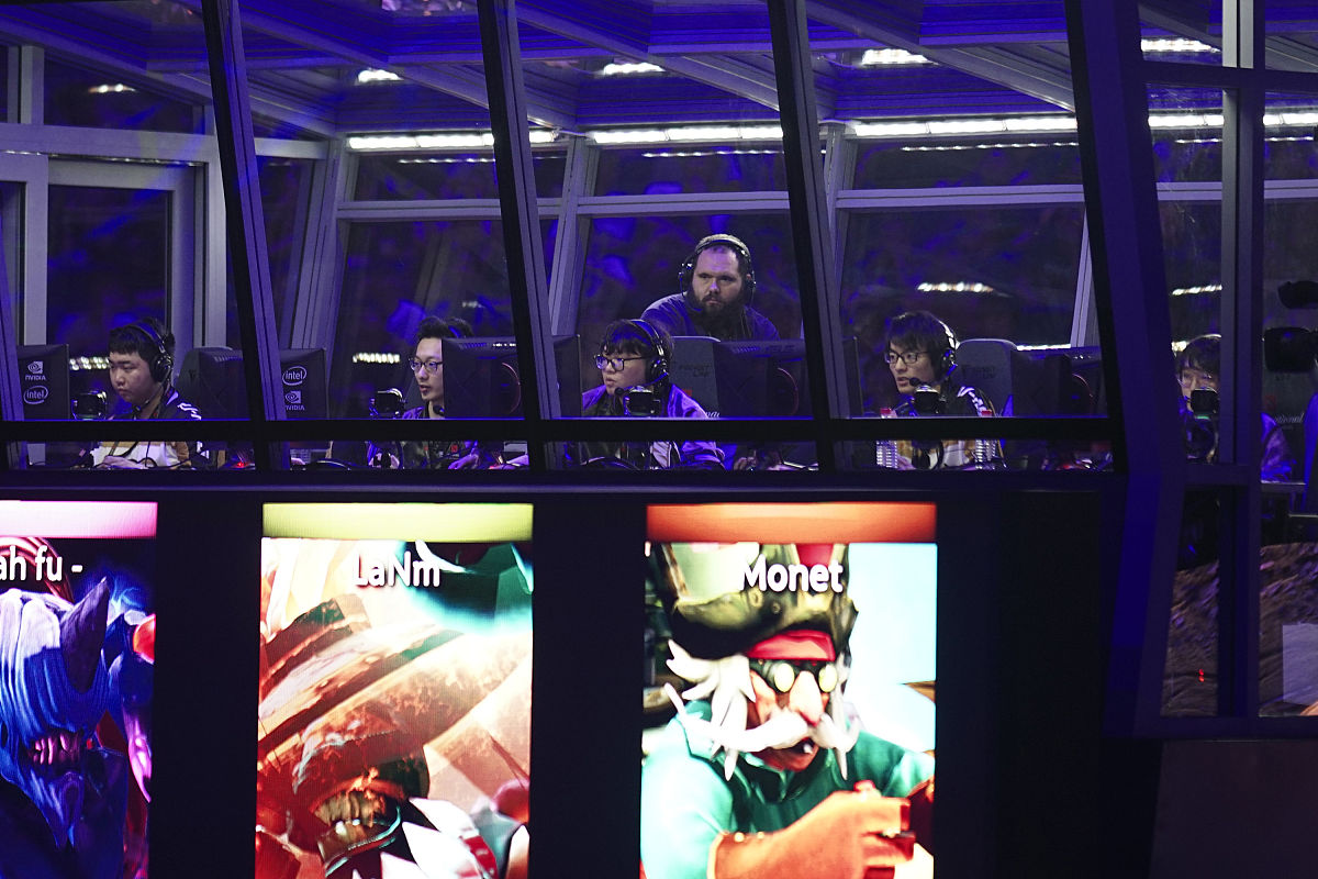 dota2Sylar选手为什么被称为补刀机器？