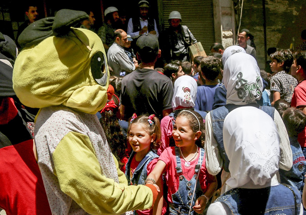 翻译成英文：In summary we have discovered anti-correlations between the fractional variation of the continuum and fractional EW variation of the C IV BALs in four HiBAL subsamples while no significant corre