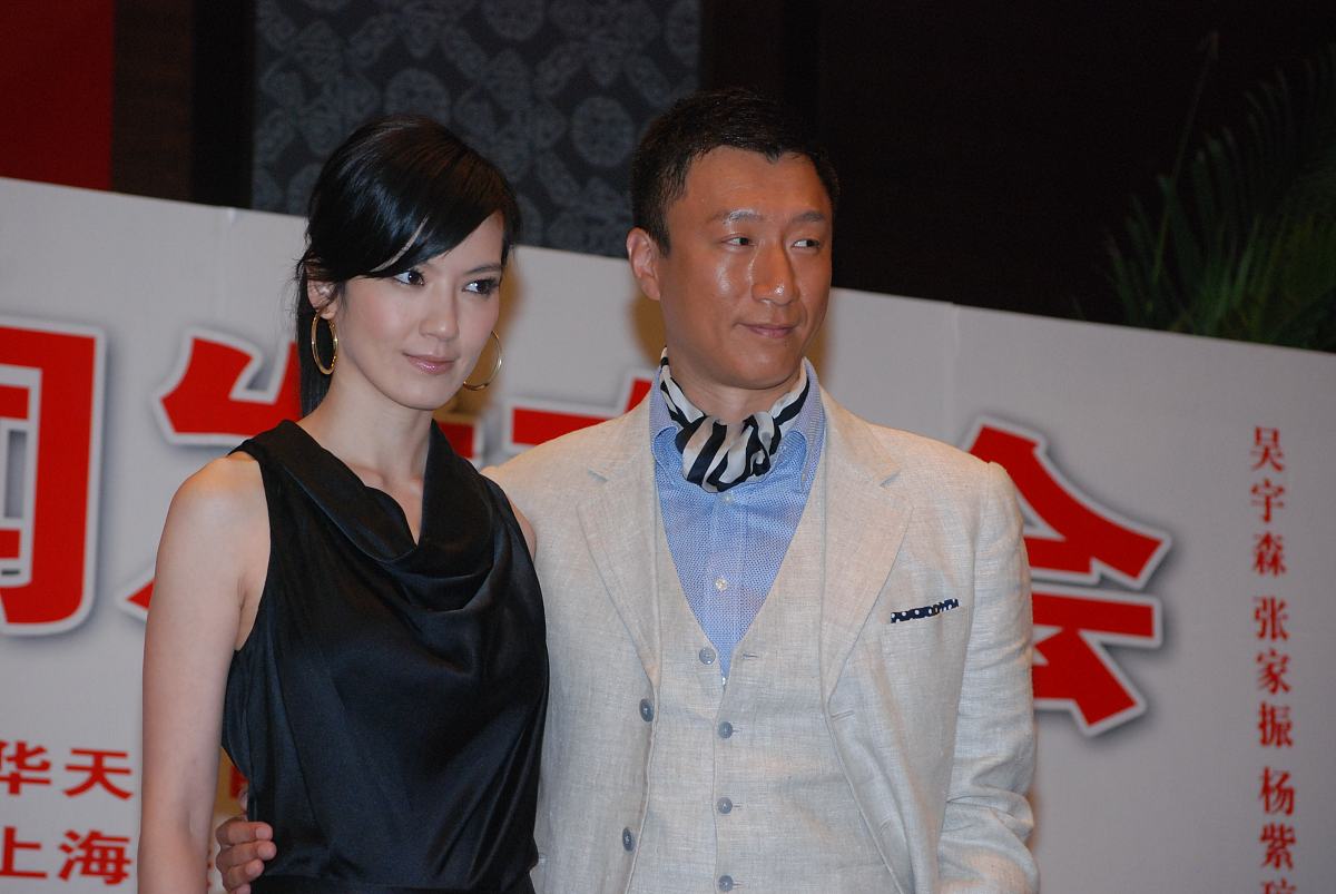 柳州媒体曝光求助热线电话是多少？ 要求：创建一篇500至1000字的解决方案