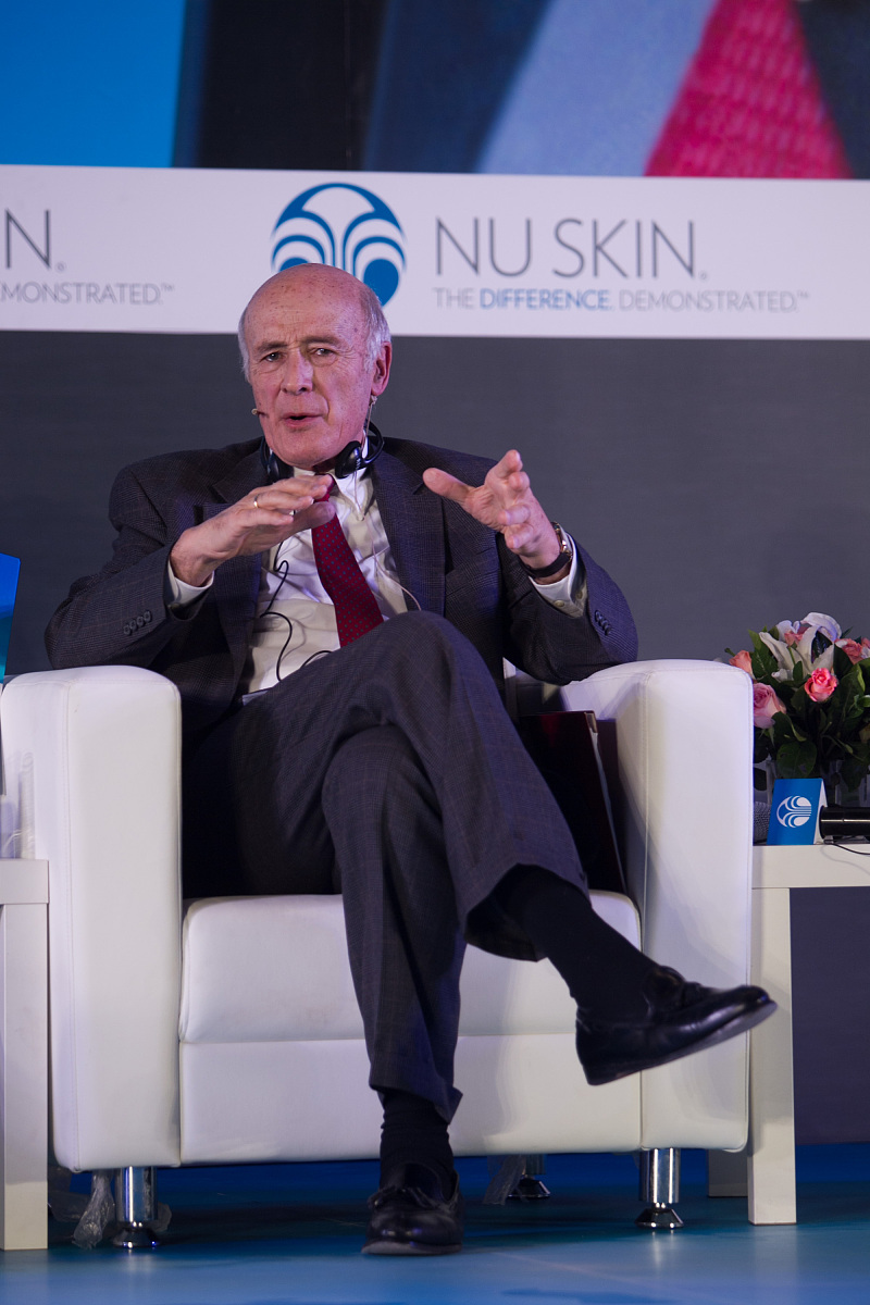 5 年固定期限助理教授职位：是博士后职位吗？