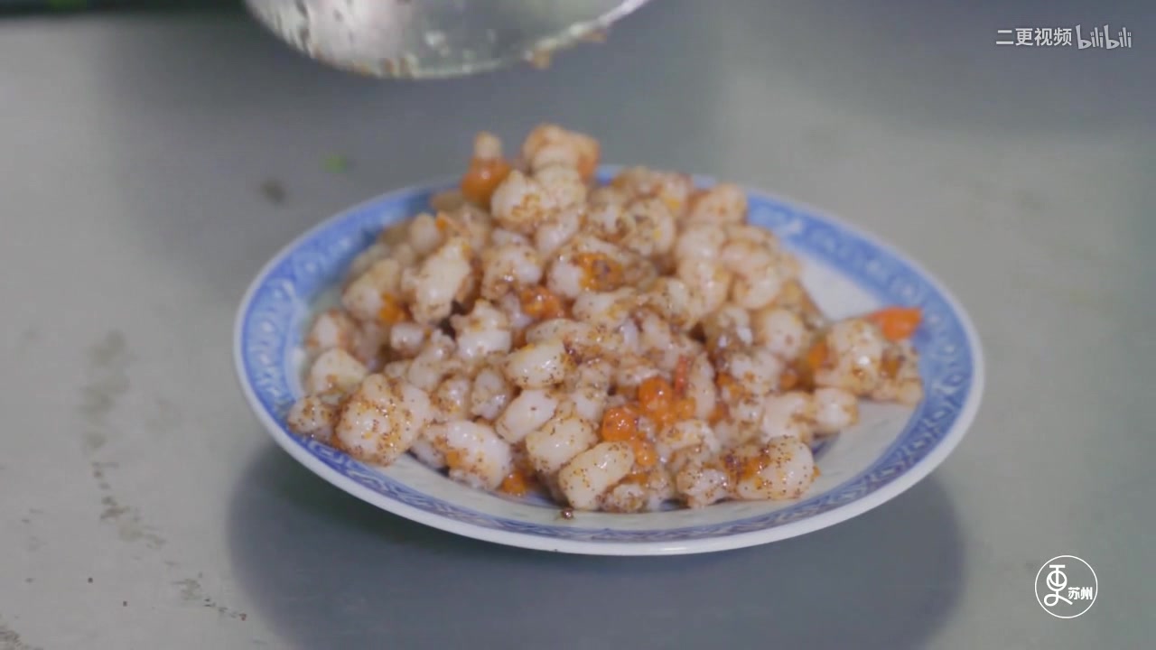 初夏苏州的这碗面,浇头满满的全是虾!