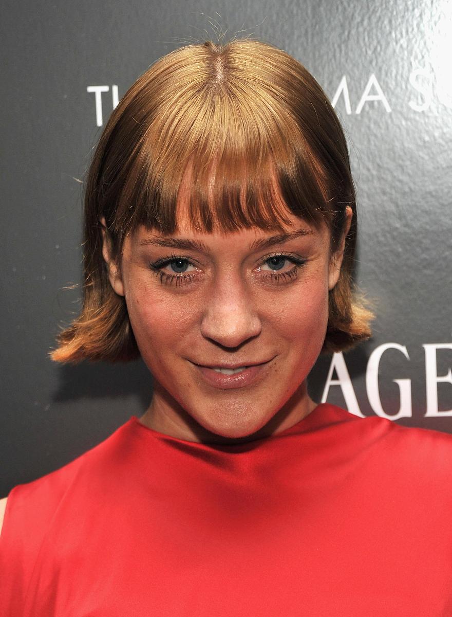 lets fall in love 围绕他写一段中文文章 包括解释和一些故事等