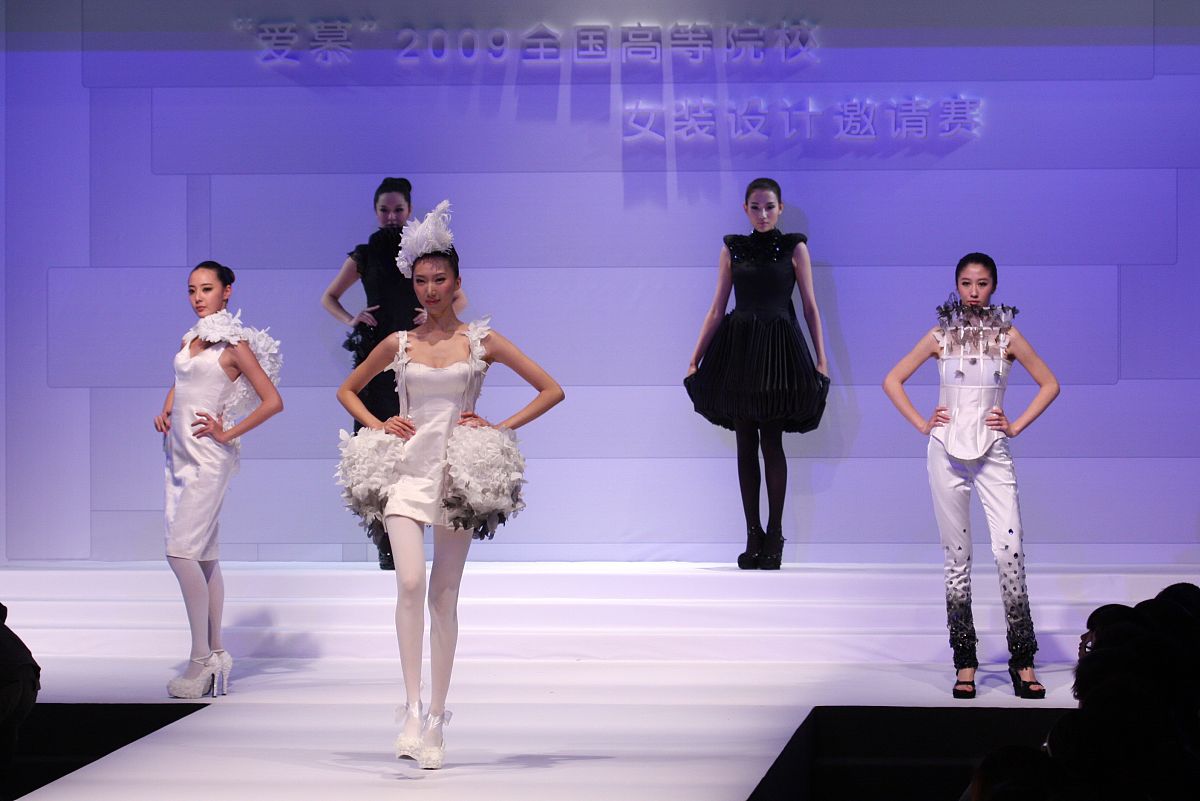 佳木斯职业学院服装设计与工艺专业专业到底行不行设有哪些课程