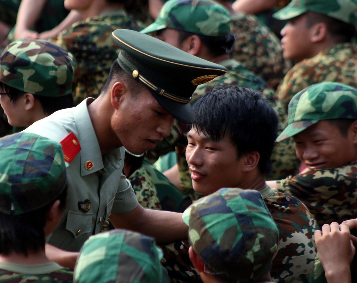 20个超搞笑段子，笑破你的肚子！