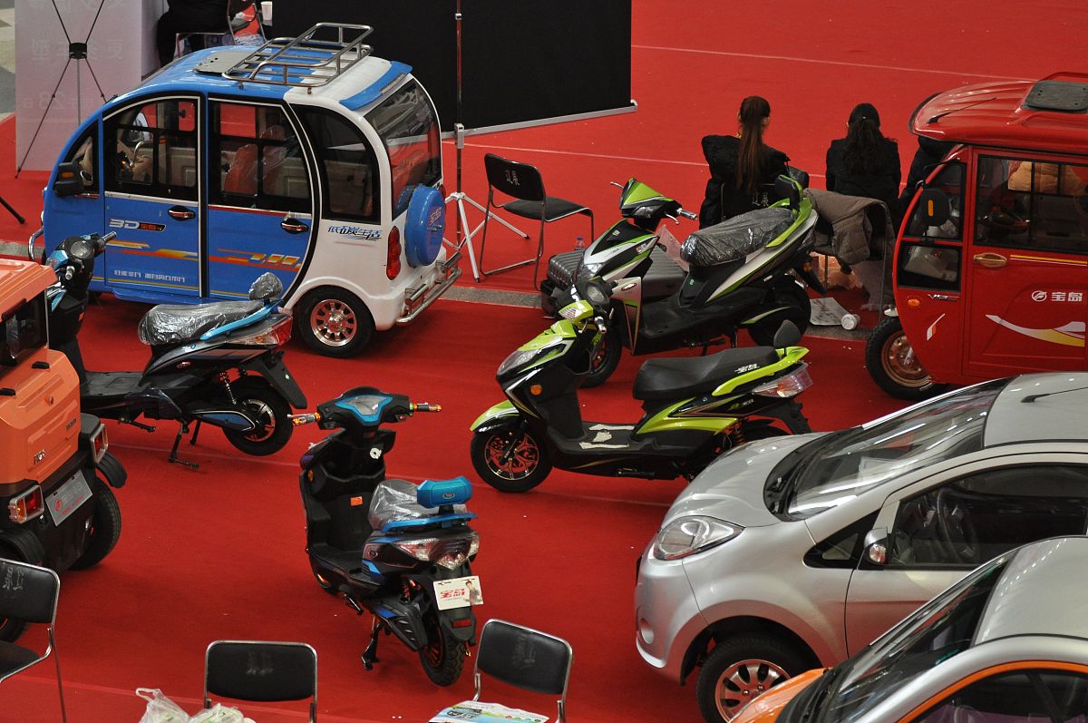 电动巡逻车使用寿命延长秘诀：保养、充电、驾驶、清洁全方位攻略