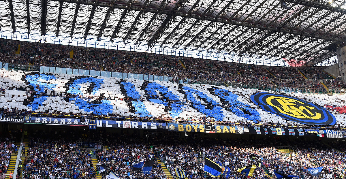 巴萨胜尽巅峰，欧冠荣耀加冕！