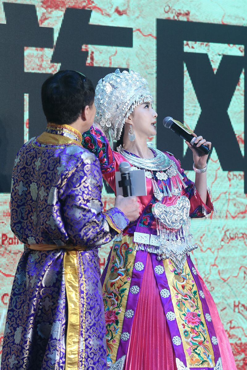 2016年7月10日,上海,电影《绝地逃亡》发布会.***_*** , 成龙,范冰冰
