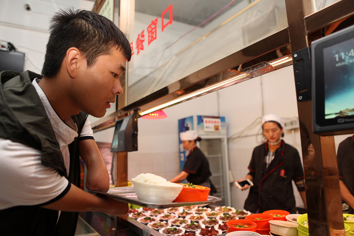 为运动员写一份加油稿