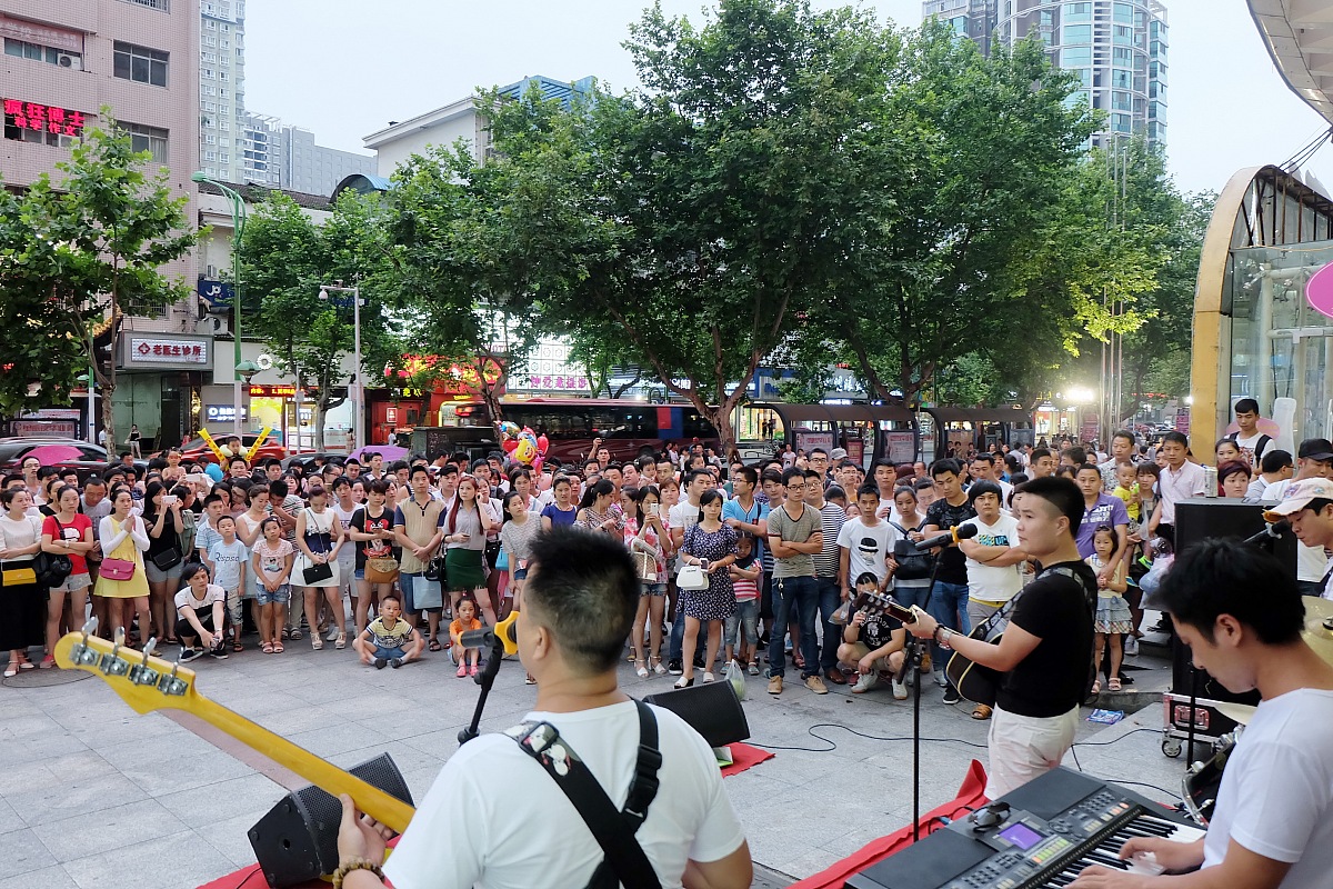 黄家驹怎么去世的？Beyond乐队主唱黄家驹死亡真相