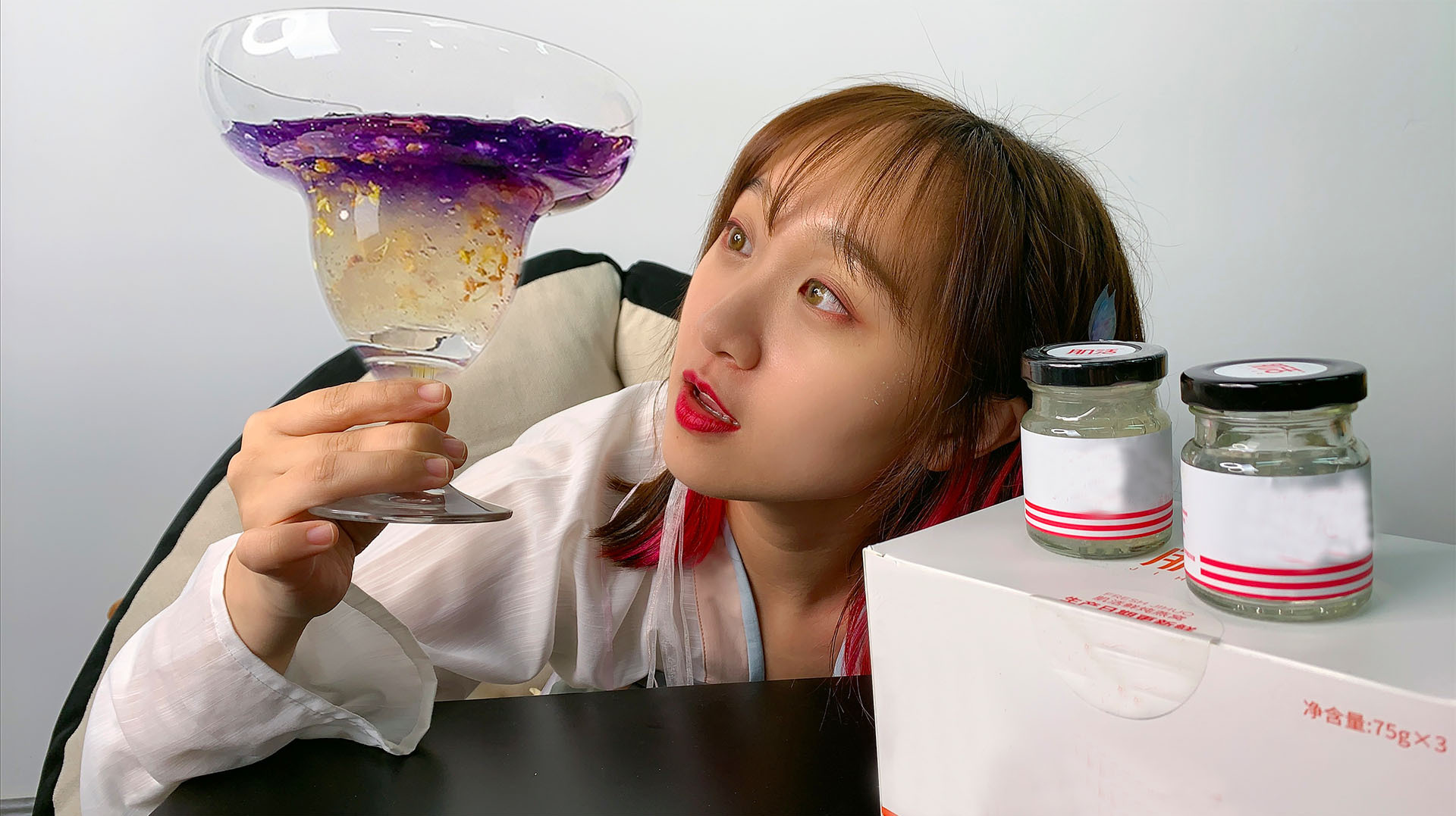 女生就要这样补!第一次吃这么贵的燕窝,3瓶吃到1滴都没剩!