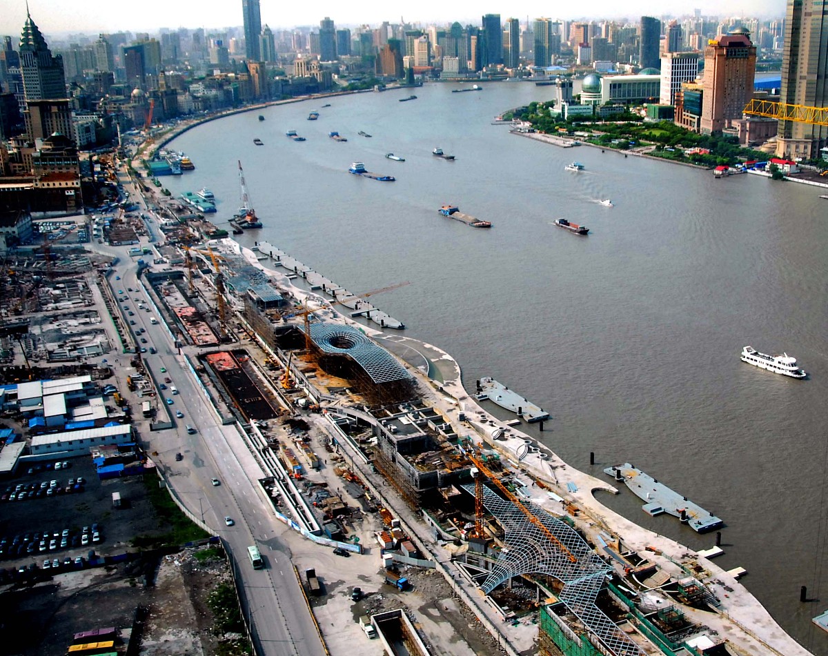 桂林机电工程学校: 机电工程专业前景与学校优势劣势分析